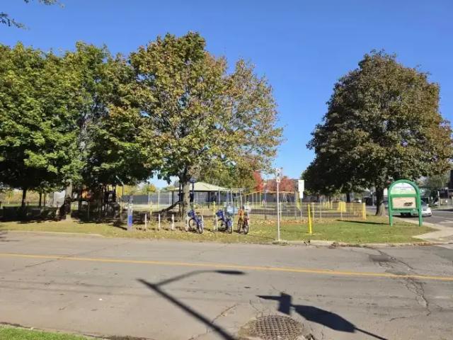 Apartment 2 Bedroom For Rent Hamilton ON 1450 ES106148381