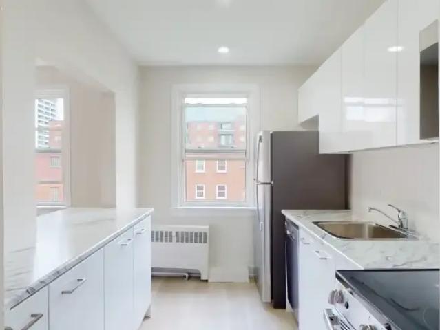 Apartment 2 Bedroom For Rent Hamilton ON 2099 ELS103424313