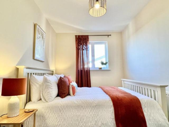 Apartment 2 Bedroom For Rent Hatfield Hatfield 5748 ES105862040