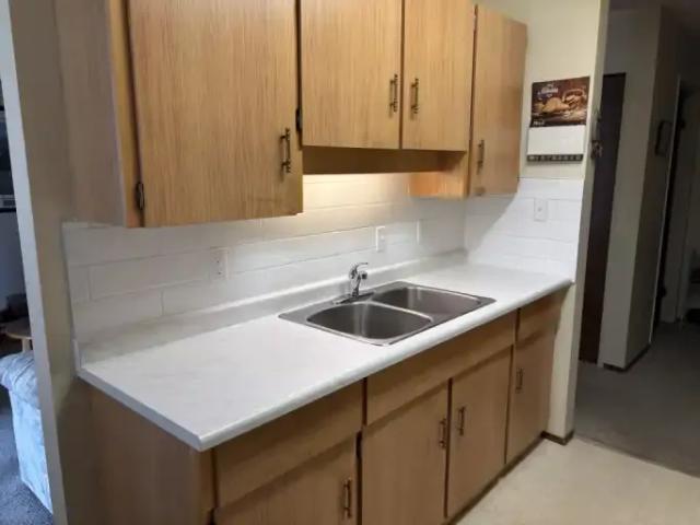 Apartment 2 Bedroom For Rent Hinton AB ES104361740