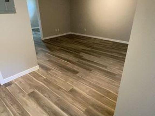Apartment 2 Bedroom For Rent Kamloops BC 1800 ES104875905