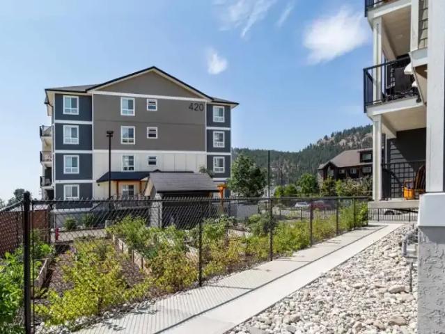Apartment 2 Bedroom For Rent Kelowna BC 2028 ES103118208