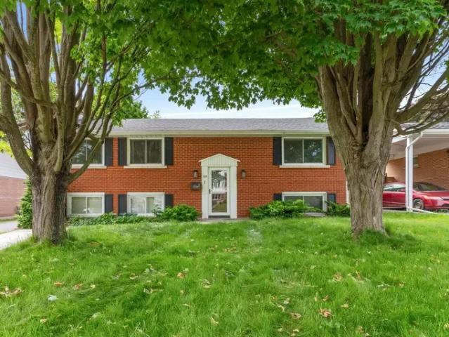 Apartment 2 Bedroom For Rent Kingston ON 2250 ES102752213