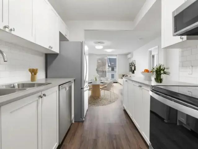 Apartment 2 Bedroom For Rent Kingston ON 3129 ES104940091