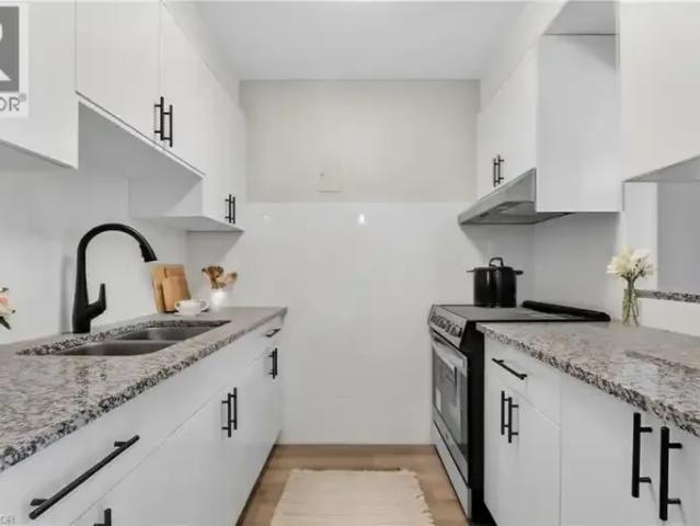 Apartment 2 Bedroom For Rent Kitchener ON 1570 ES105526337