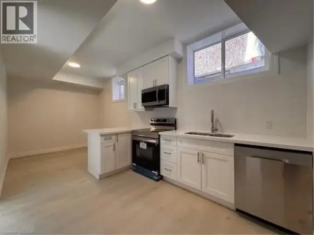 Apartment 2 Bedroom For Rent Kitchener ON 1995 ES101339596