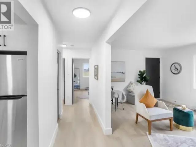 Apartment 2 Bedroom For Rent Kitchener ON 2075 ES103594465