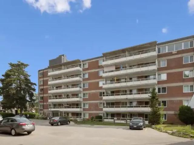 Apartment 2 Bedroom For Rent Kitchener ON 2095 ES101827061