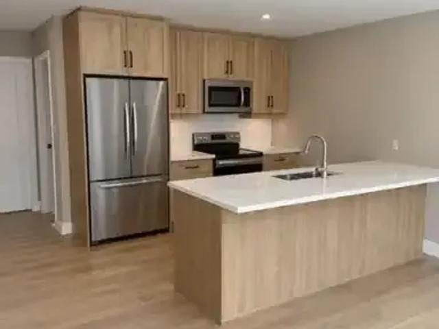 Apartment 2 Bedroom For Rent Kitchener ON 2200 ES105623778