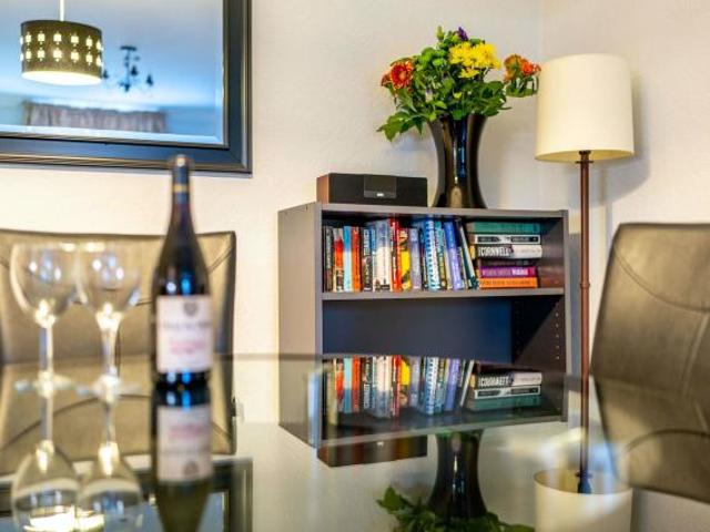 Apartment 2 Bedroom For Rent Knutsford Knutsford 3900 ES68465586