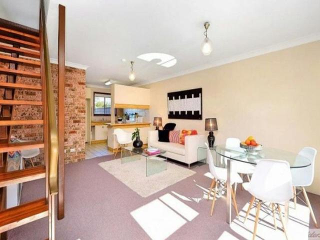 Apartment 2 Bedroom For Rent Lurnea NSW 650 ES105943316