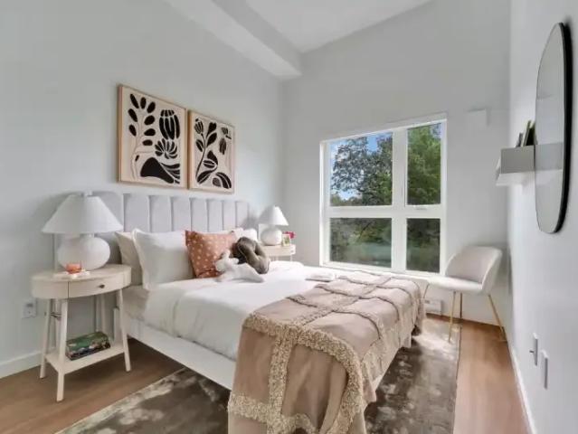 Apartment 2 Bedroom For Rent Langford BC 2650 ES94503832