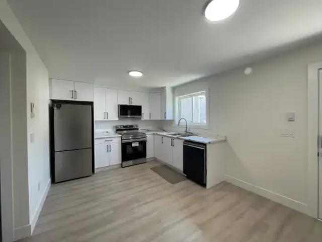Apartment 2 Bedroom For Rent Langley Township BC 1900 ES105337629