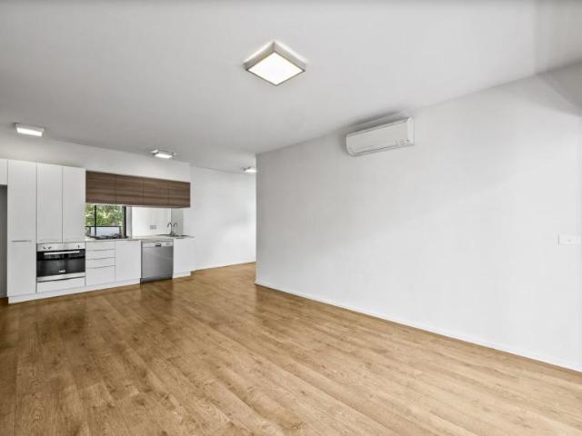 Apartment 2 Bedroom For Rent Parkville VIC ES105706993