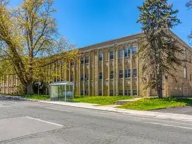 Apartment 2 Bedroom For Rent Peterborough ON 1500 ES104985047
