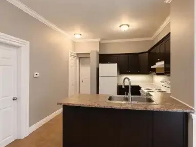 Apartment 2 Bedroom For Rent Peterborough ON 2095 ES105022309