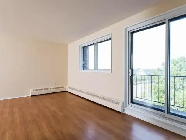 Apartment 2 Bedroom For Rent Pierrefonds QC 1480 ES90095801