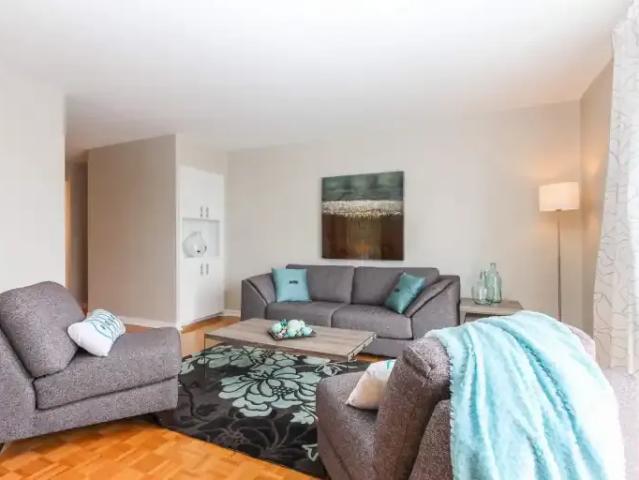 Apartment 2 Bedroom For Rent Pointe QC 1875 ES102847097
