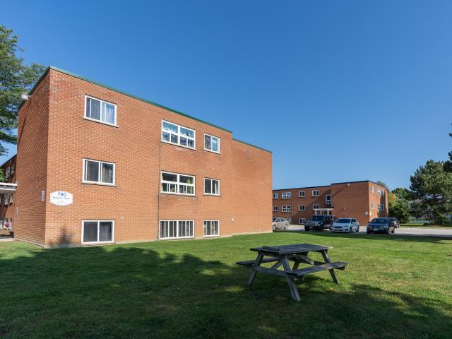 Apartment 2 Bedroom For Rent Port Elgin ON 1810 ES87054857
