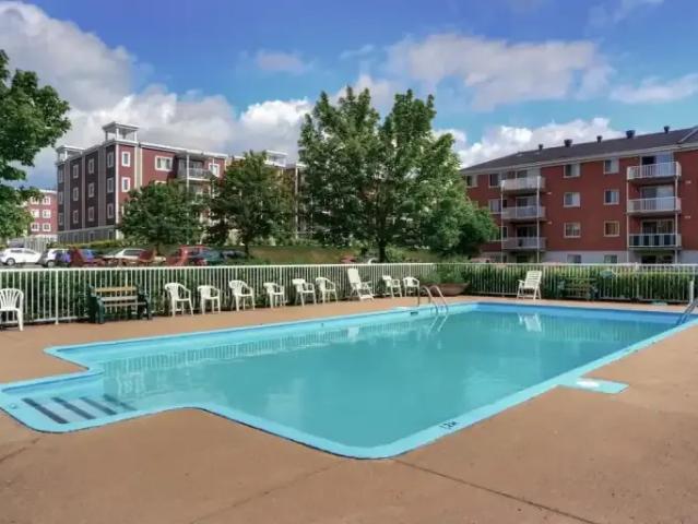 Apartment 2 Bedroom For Rent Quebec QC 1255 ES104875560