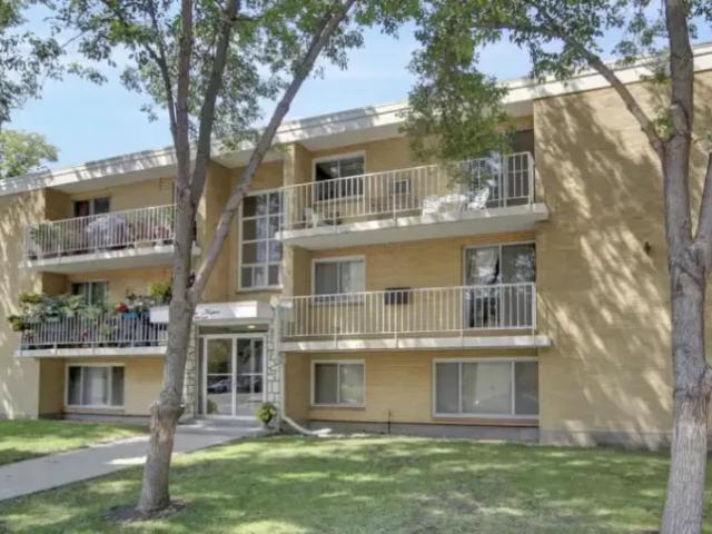 Apartment 2 Bedroom For Rent Regina SK 1250 ES103739350