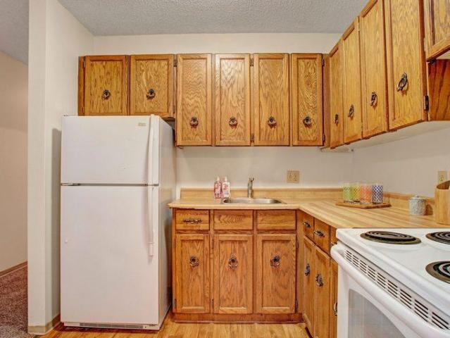 Apartment 2 Bedroom For Rent Regina SK 1280 ES96586301