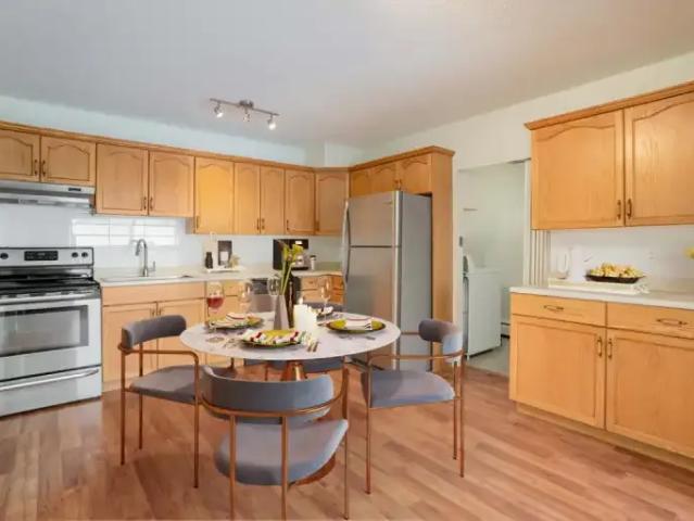 Apartment 2 Bedroom For Rent Red Deer AB 1659 ES105110647