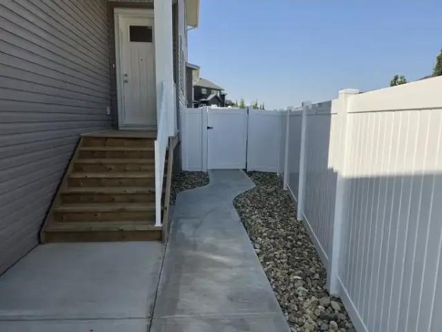 Apartment 2 Bedroom For Rent Red Deer AB 1695 ES105345034