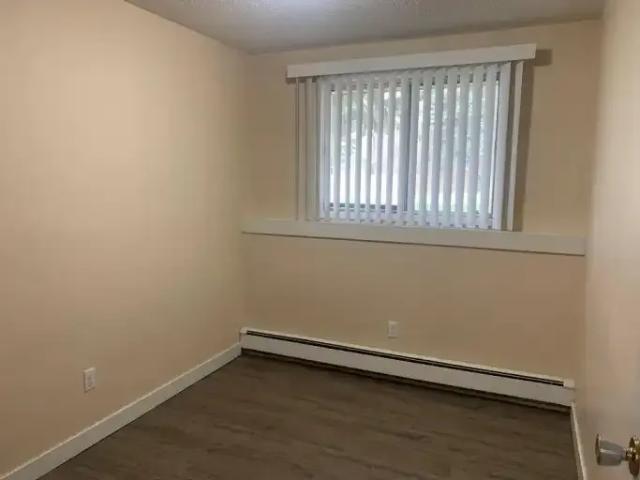 Apartment 2 Bedroom For Rent Red Deer AB 1295 ES104940405