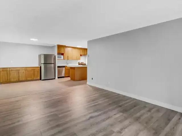 Apartment 2 Bedroom For Rent Richmond BC 2550 ES105580443
