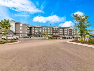 Apartment for rent in Albert - Gym, Lift