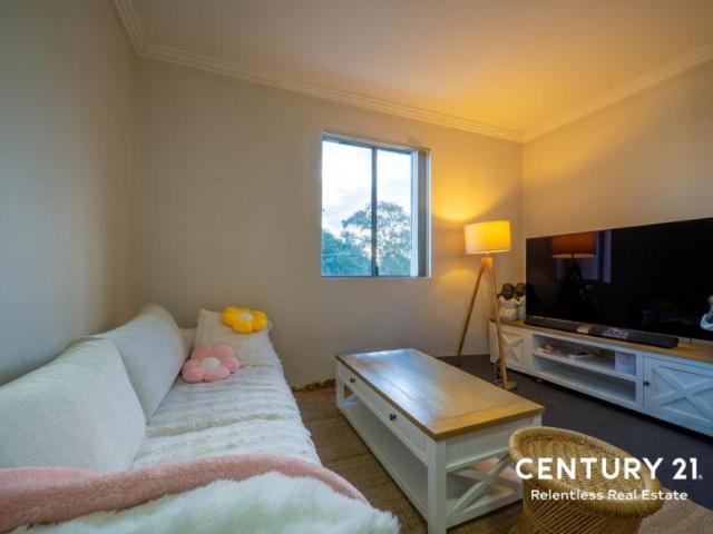 Apartment 2 Bedroom For Rent St Marys, ES105011875