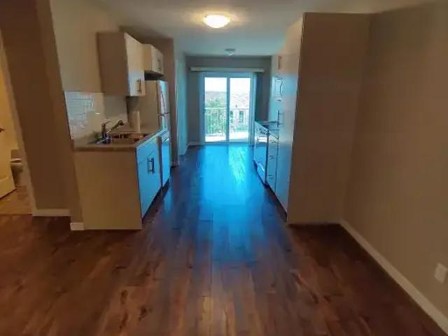Apartment 2 Bedroom For Rent Strathmore AB 1725 ES104322251