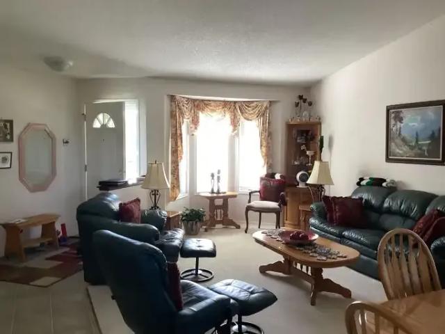 Apartment 2 Bedroom For Rent Strathmore AB 2000 ES105023237
