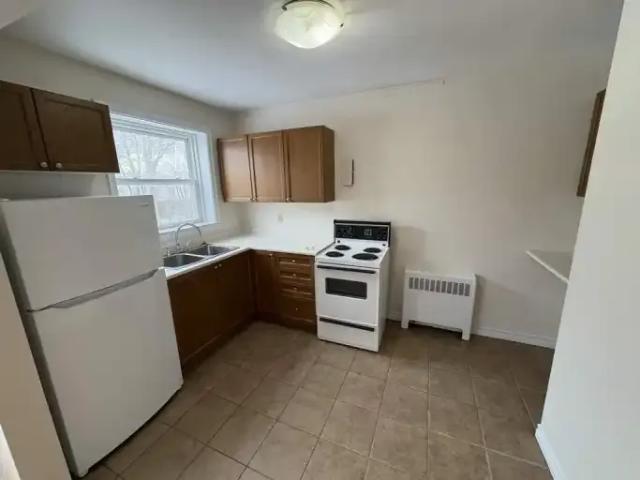 Apartment 2 Bedroom For Rent Sudbury ON 1675 ES98421320
