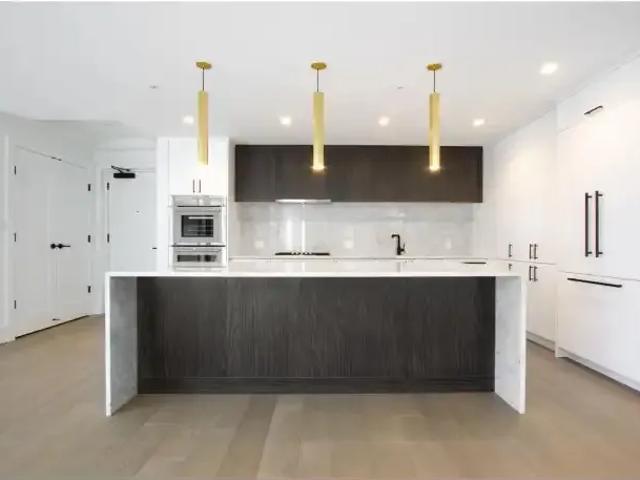 Apartment 2 Bedroom For Rent Surrey BC 5795 ES105859654