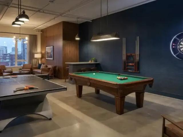 Apartment 2 Bedroom For Rent Surrey BC 2550 ES105467094