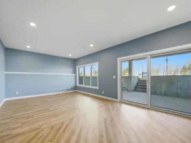 Apartment 2 Bedroom For Rent Sylvan Lake AB 2500 ES105004637