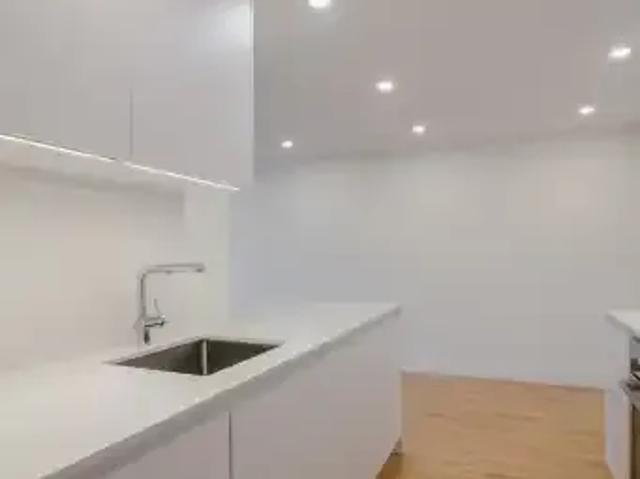 Apartment 2 Bedroom For Rent Saint QC 1595 ES104400757