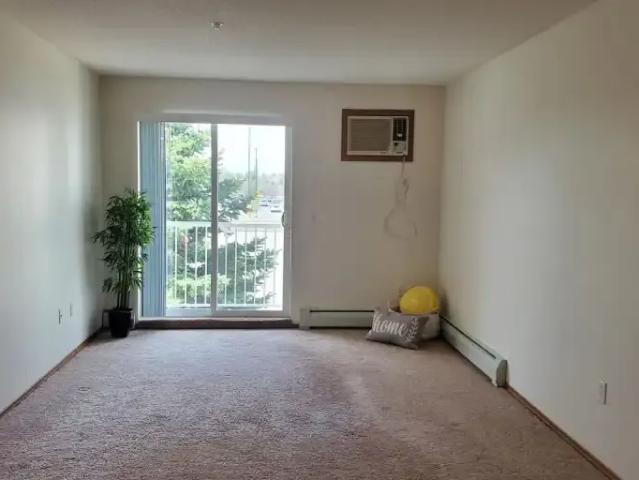 Apartment 2 Bedroom For Rent Saskatoon SK 1445 ES98276117