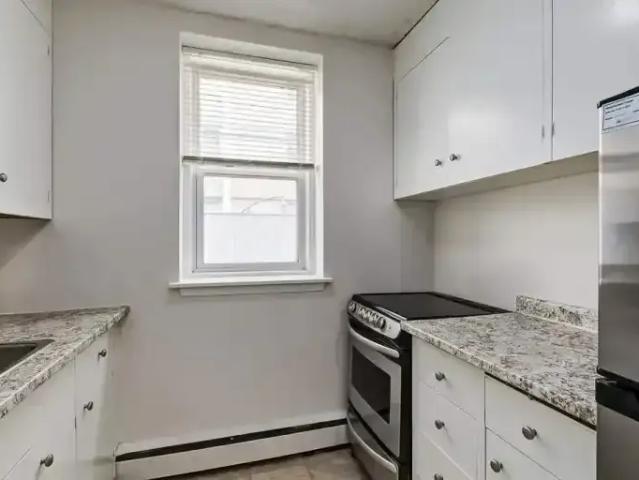 Apartment 2 Bedroom For Rent Saskatoon SK 1550 ES104597057
