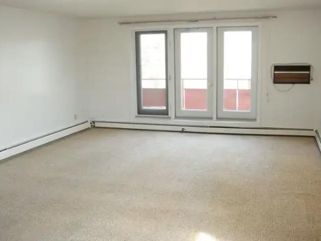 Apartment 2 Bedroom For Rent Saskatoon SK 1595 ES105004088