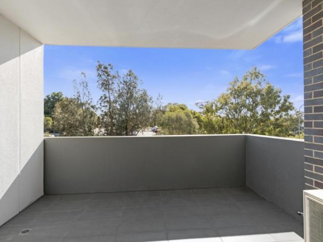 Apartment 2 Bedroom For Rent SHELLHARBOUR CITY CENTRE NSW 839000 ES105006714