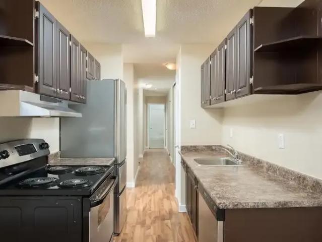 Apartment 2 Bedroom For Rent Sherwood Park AB 1450 ES105580154