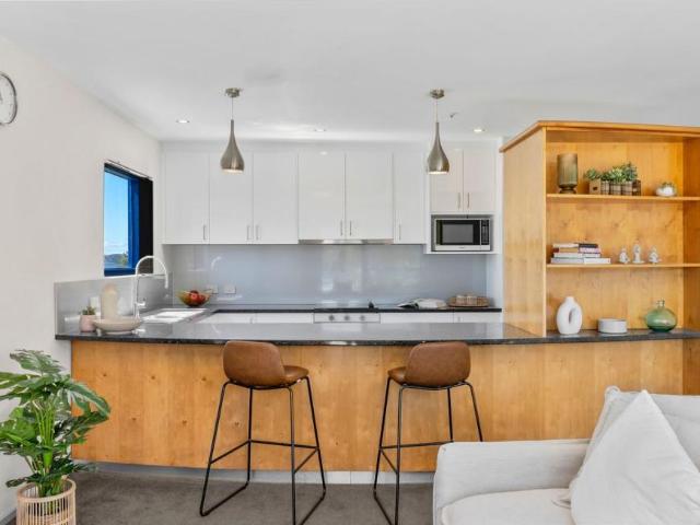 Apartment 2 Bedroom For Rent South Hobart, ES102759867