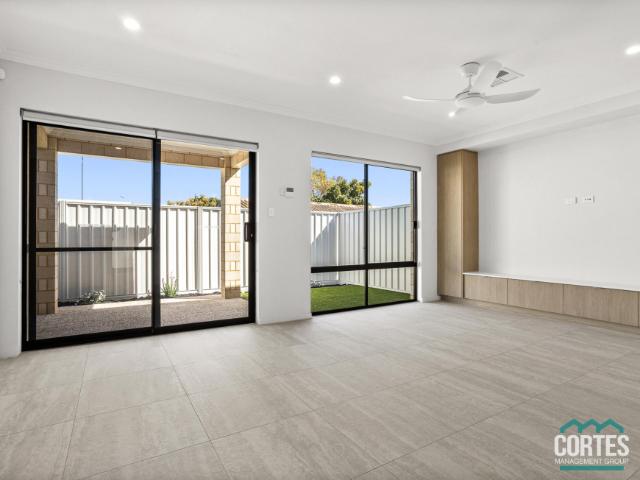 Apartment 2 Bedroom For Rent SPEARWOOD WA 750 ES105135847