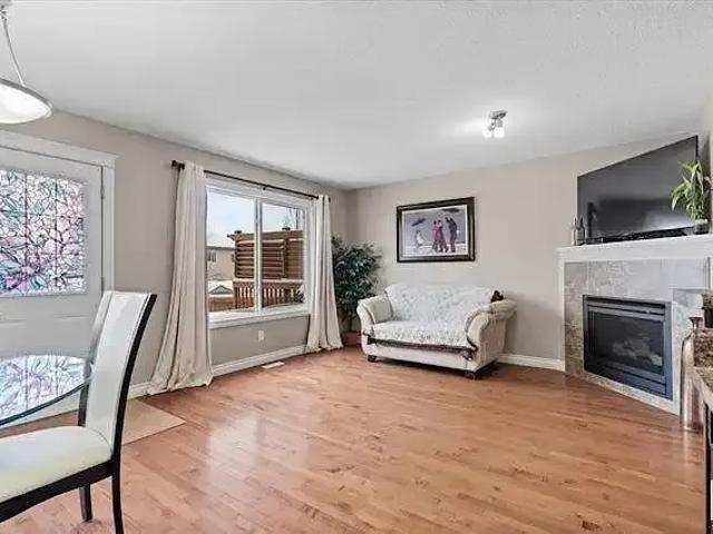 Apartment 2 Bedroom For Rent Spruce Grove AB 2000 ES104986112