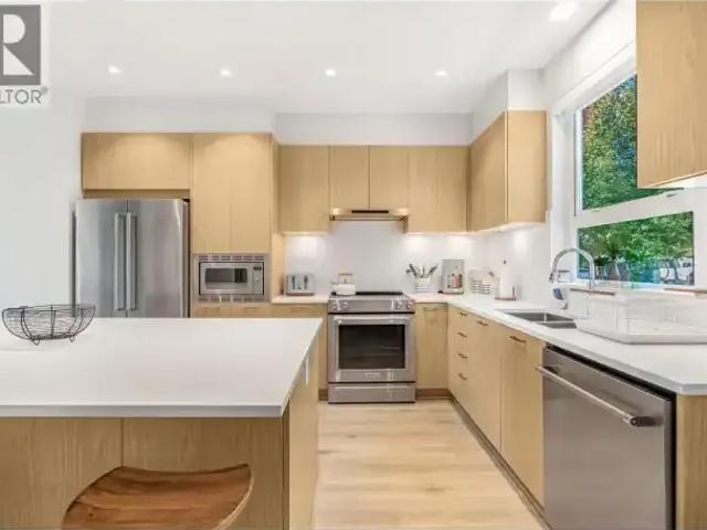 Apartment 2 Bedroom For Rent Squamish BC 4495 ES105822069