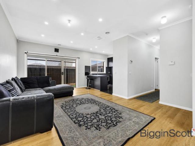 Apartment 2 Bedroom For Rent Tarneit VIC ES101580782