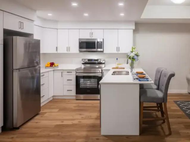 Apartment 2 Bedroom For Rent Tecumseh ON 2240 ES105022693